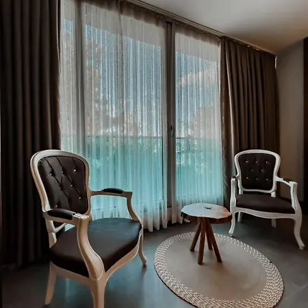 Ivy Sailing Hotel Ayvalı